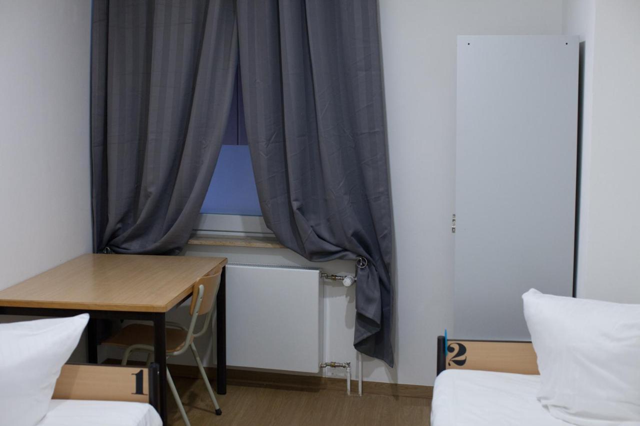 Hostel & Monteurzimmer Bei Hansezimmer Hambourg Extérieur photo